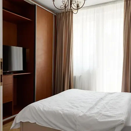 20 Centre Apartamento Bucareste